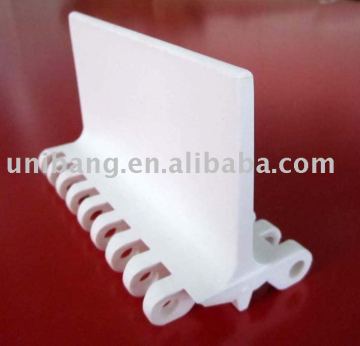 QX200 baffle & sidaguards for lift conveyor