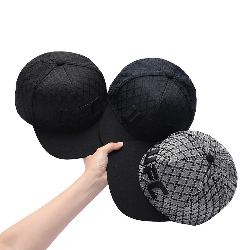 snapback cap