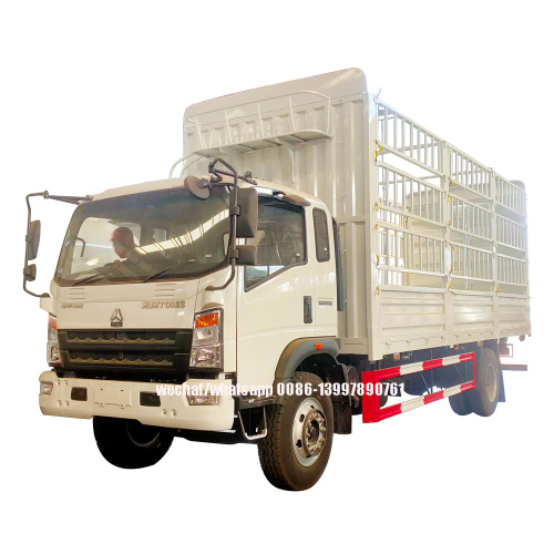 SINOTRUCK 4X4 AWD 6.8m Cargo Truck/Box Truck/Van Truck