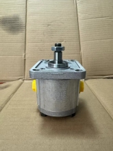 hydraulic gear oil pump