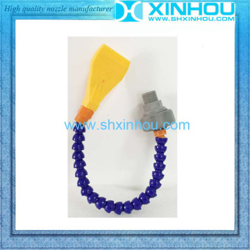Flat compressed air blow cleaning nozzle