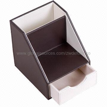 Chủ bút với ngăn kéo, làm bằng da Faux và gỗ, các biện pháp 13x15.3x15.5cm