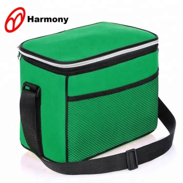 Factory price green 600D insulating effect cooler bag