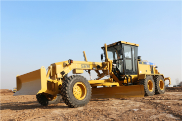 Cummins Engine Motor Grader