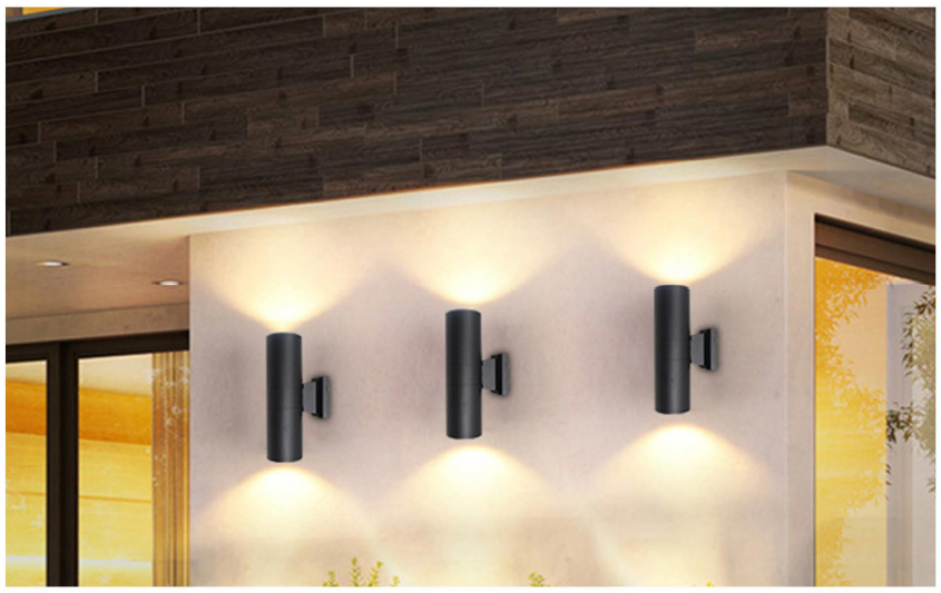 Low light decay outdoor LED wall light