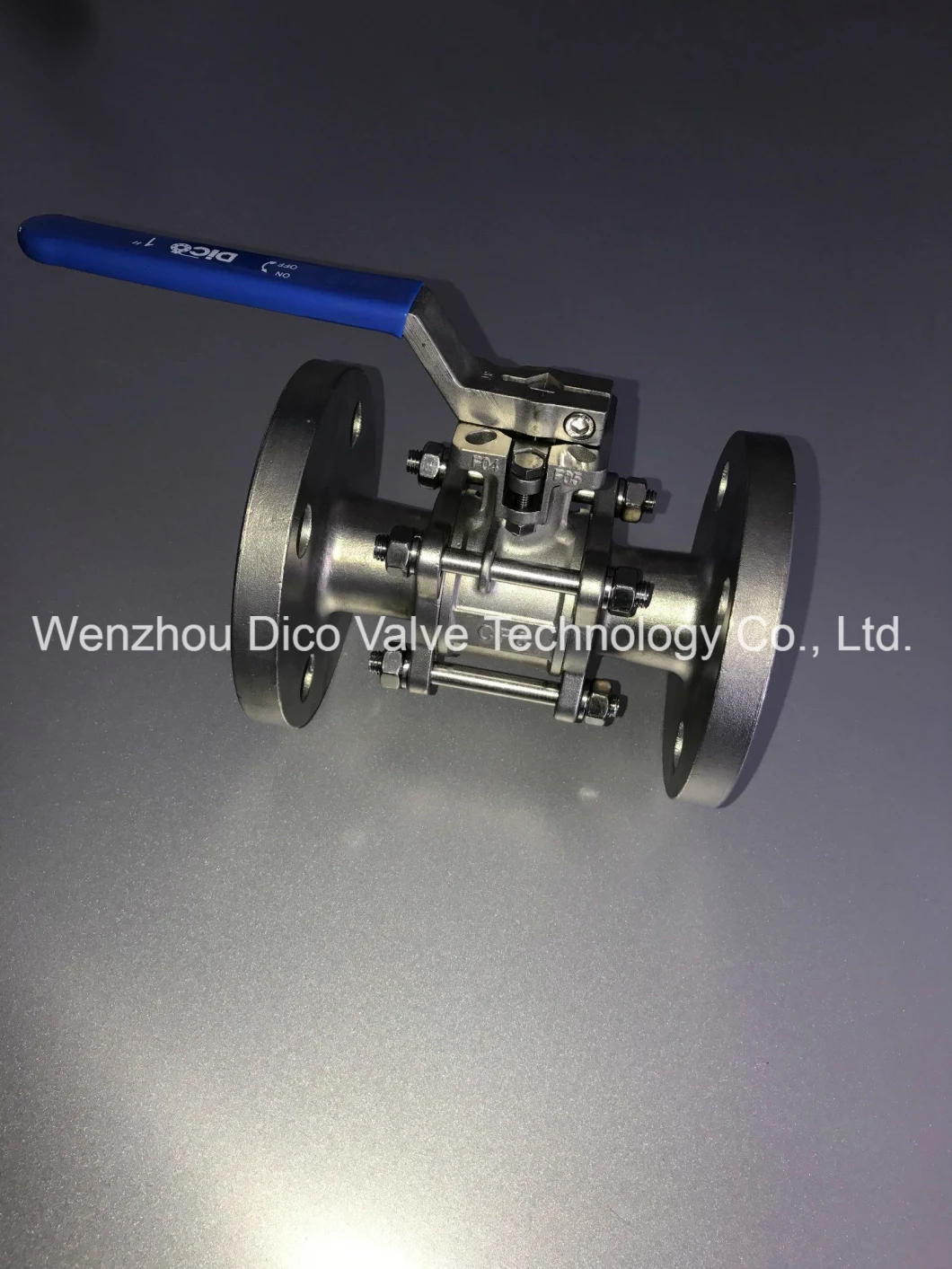 Dico Brand 3PC Floating API Stainless Steel Flange Ball Valve with Handle