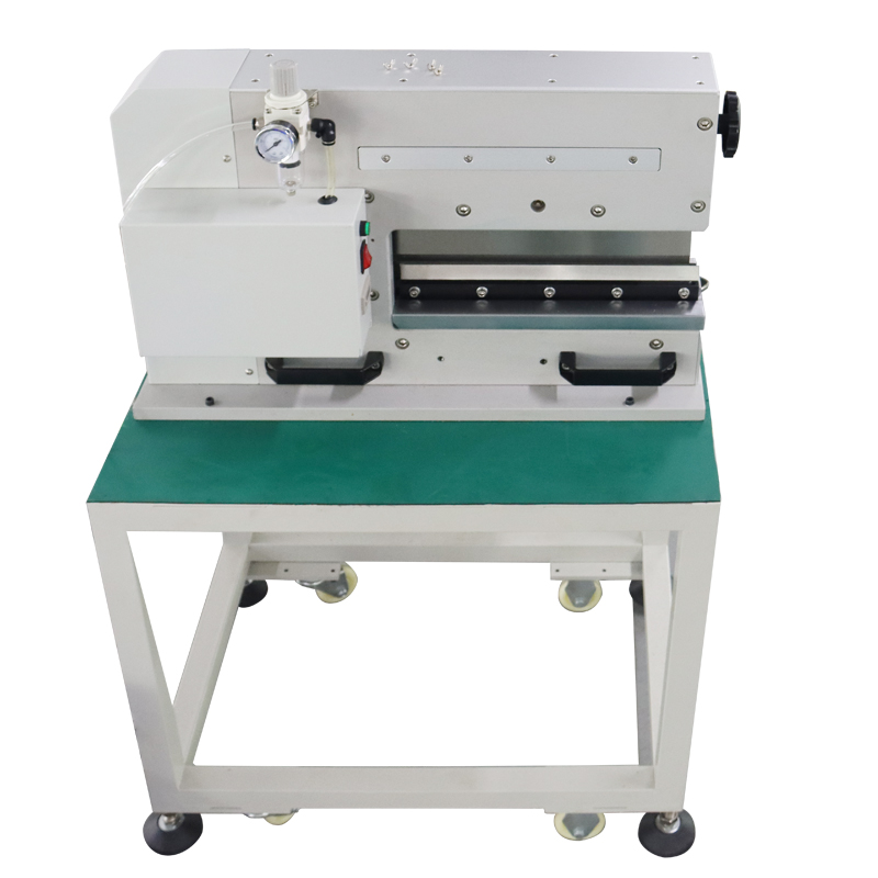 Metal sheet grooving machine