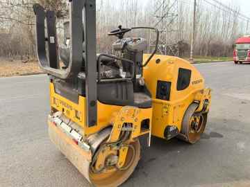 Double Steel Wheels Road Roller