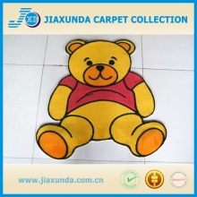 Kids rug with winnie bear pattern