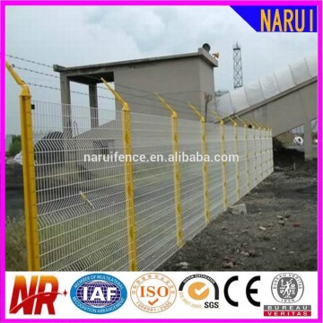 Triangle Bended Wire Mesh Fence