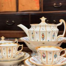 Luxury Geometric Gold-Trimmed Dinnerware with Floral Accents