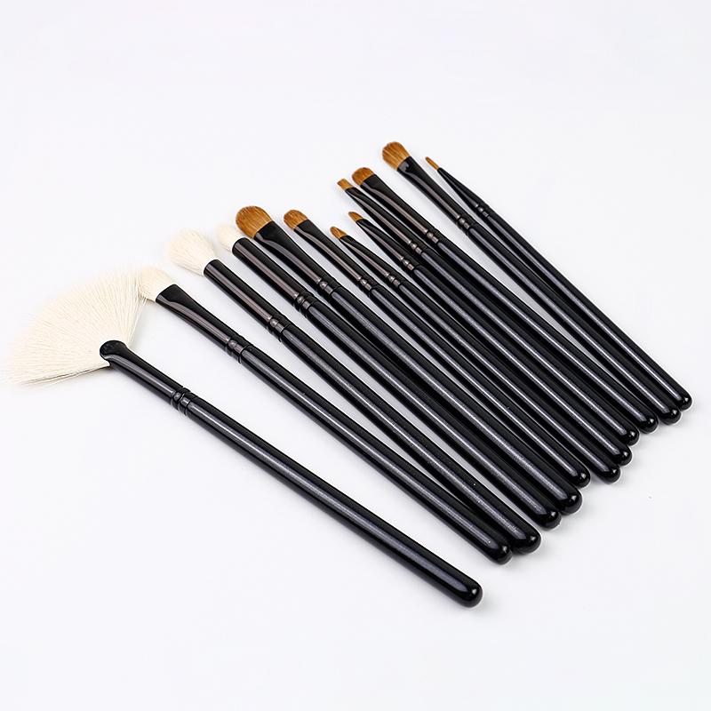 Professional makeup brush set