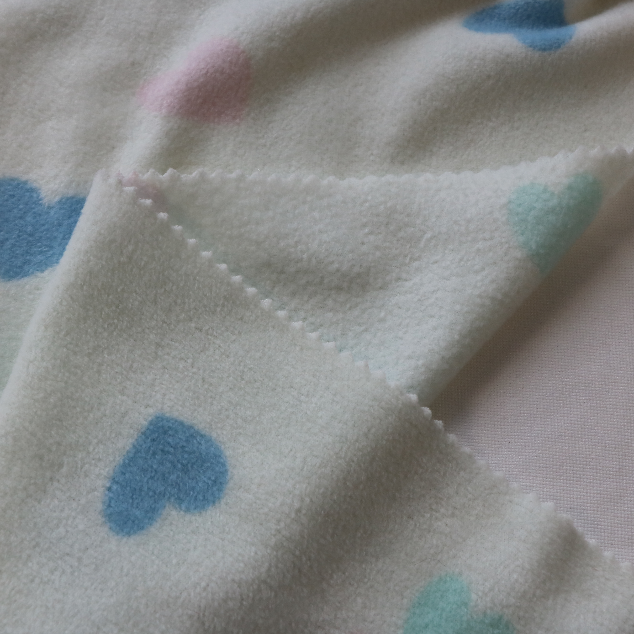 Hot Selling Polar Fleece Fabric Fashion Wear