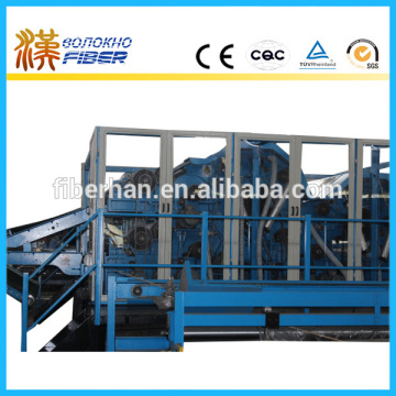 Fiber carding machine, carding machine with feeding machine, cotton carding machine
