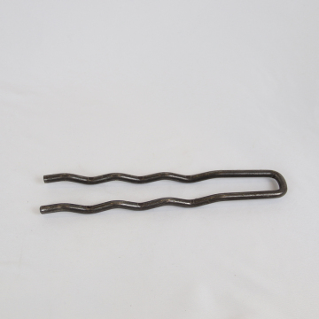 Refractory corrugated anchor nails