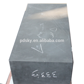 Vibration molding graphite block