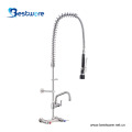 Robinet de cuisine murale en acier inoxydable