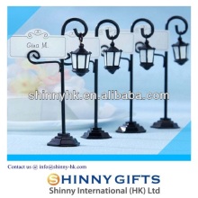 Streelight shape unique wedding card holders