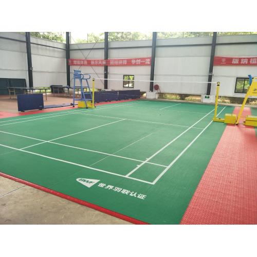 Lantai olahraga bulutangkis bersertifikat BWF warna hijau
