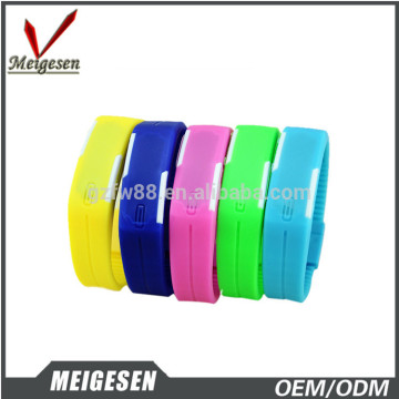 Fast Delivery Lower Price Promotional Products Many Colors Touch LED Digital Watch