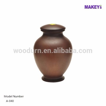 Pine Human Wooden Urns, Urns Manufacturer And Supplier