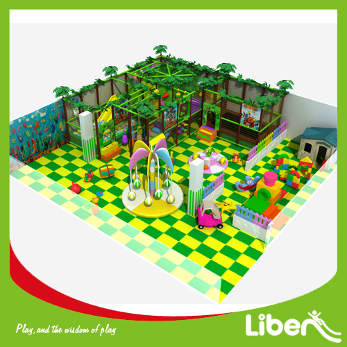 Indoorgardensjungle gym voor kinderen