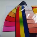 Film de plastique transparent coloré