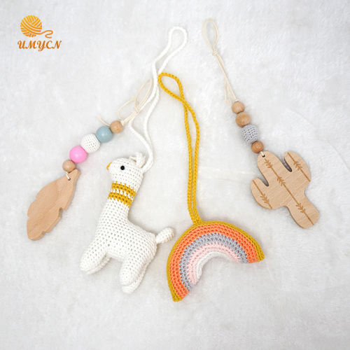 Crochet Llama बेबी प्ले जिम फांसी Teether के साथ