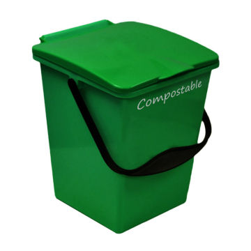 Plastic compost bin