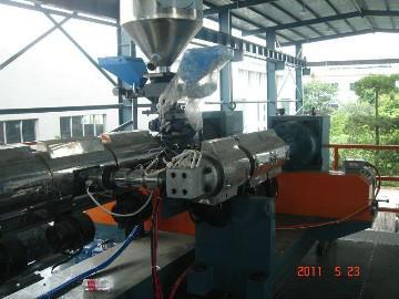 2013 SMS PP non-woven fabric machine