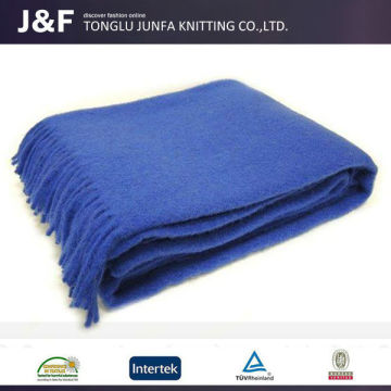 China Alibaba 2015 factory price thick cotton blanket