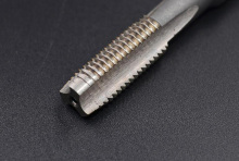 Screw Threaded Inserts Repair Tap