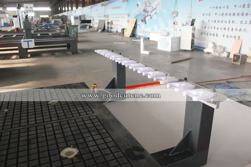 Linear atc solid wood door making machine new design woodworking cnc router 1325 art with 180 degree rotated spindle Linear atc solid wood door making machine new design woodworking cnc router 1325 art with 180 degree rotated spindle
