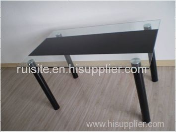 Mesa de comedor de vidrio minimalista