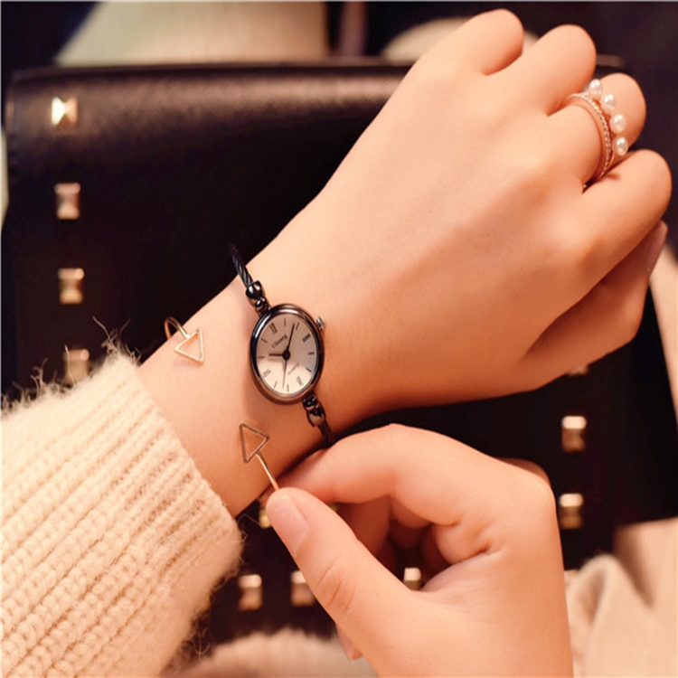 Small Gold Bangle Bracelet Luxury Watches Stainless Steel Retro Ladies Quartz Wristwatches Fashion Casual Women Dress Watch