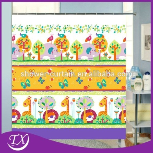 Kids Like Printing Giraffe Polyester Fabric Shower Curtain
