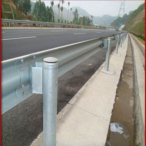 dimensioni guardrail autostrada barriera autostradale