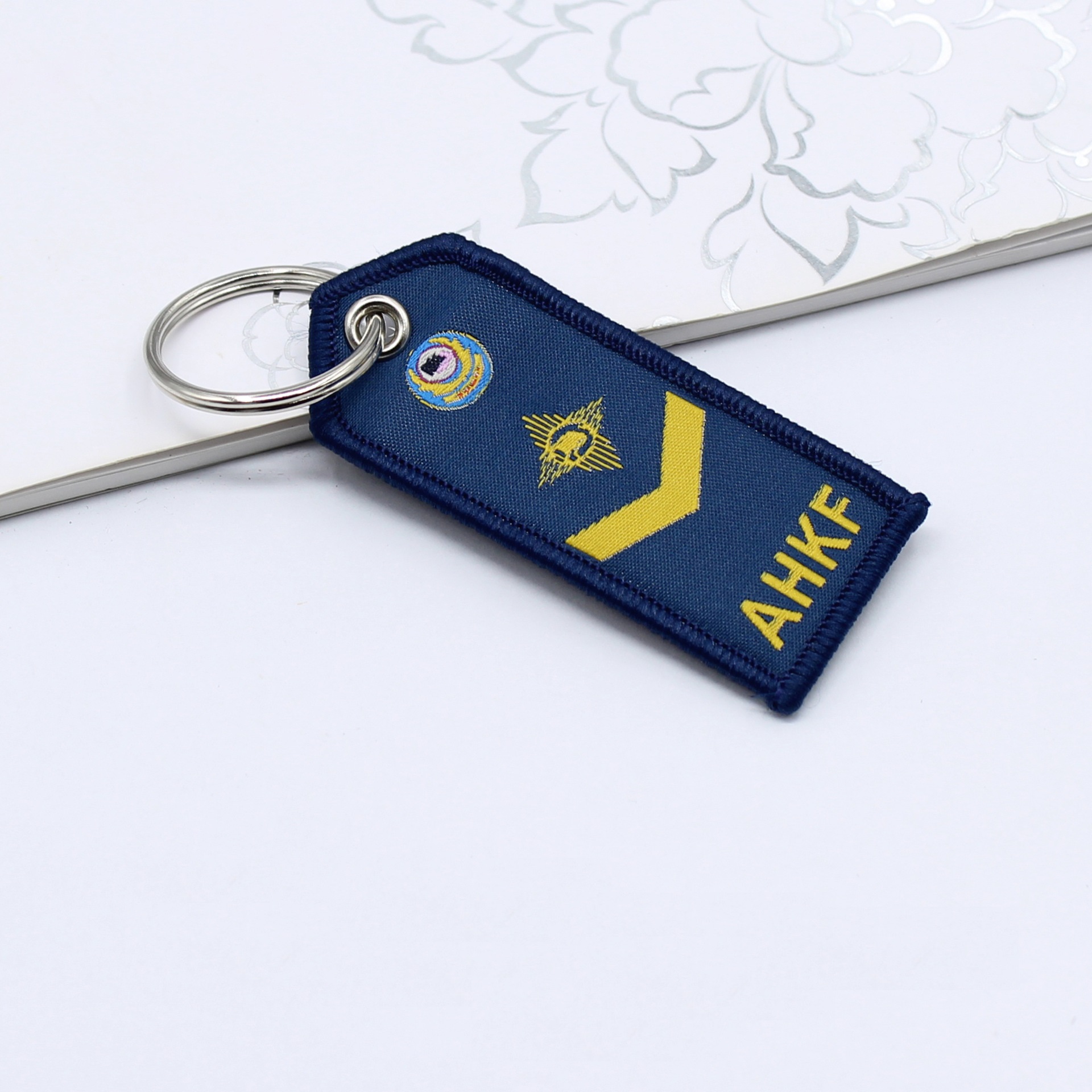 Factory Supplier Cheap Custom Wholesales Double Sides Woven Embroidered Keychain