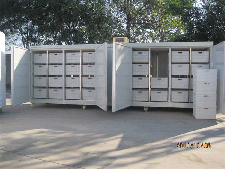 Multi-function hydroponic growing systems greenhouse