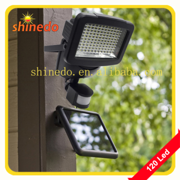 solar security light with PIR