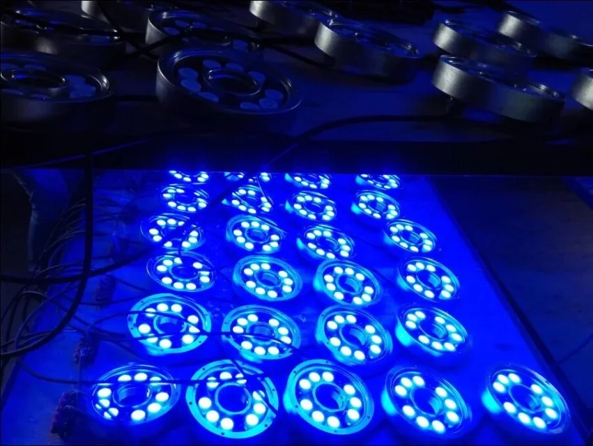 IP68 9W RGB LED Underwater Fountain Light