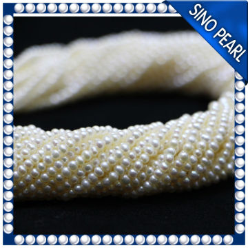 Freshwater pearl strands wedding decoration