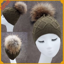 Unique latest design women raccoon fur bobble wool knit hat wholesale hat in China