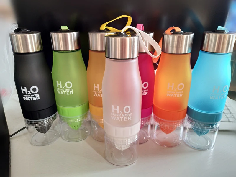 650ml Frost Colorful BPA Free Lemon H2O Plastic Fruit Infuser Water Bottle for Private Label with Rope Handle