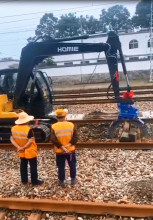 Homidhyd Brand Rail and Sleeper Grapple