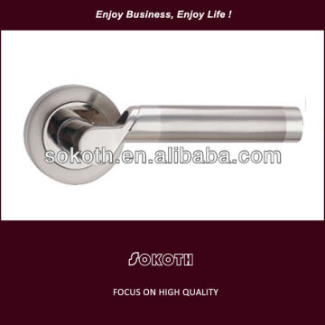 access door handle