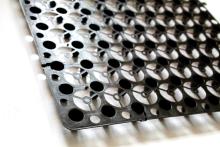 Light weight drainage compression in roof garden