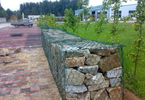 Galvanized iron wire hexagonal wire mesh gabion box