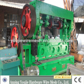 Expanded Metal Mesh Making Machine