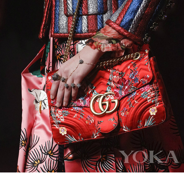 El İşlemeli Çanta Hand Embroidered Handbag
